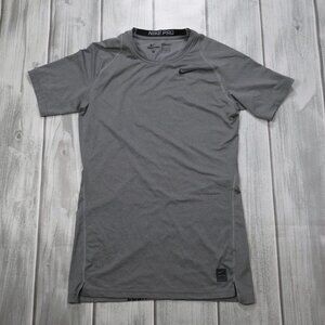 Nike Pro Men's Dri-FIT Tight Short-Sleeve Fitness Top